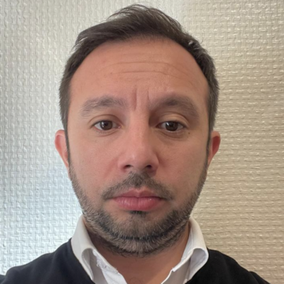 Dr. Felipe Salgado